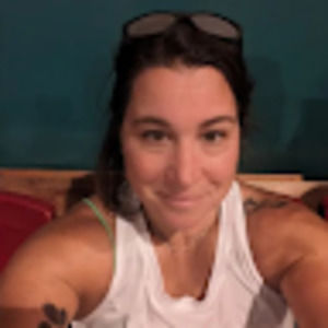 Meet your Posher, Jenn